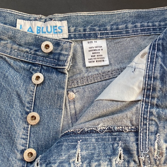 VTG LA BLUES BUTTON FLY LIGHT BLUE WASH SHORTS SIZE 14 - Picture 3 of 10